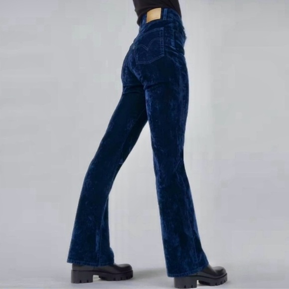 NWOT Levi’s Ribcage Bootcut Velvet - Picture 1 of 16